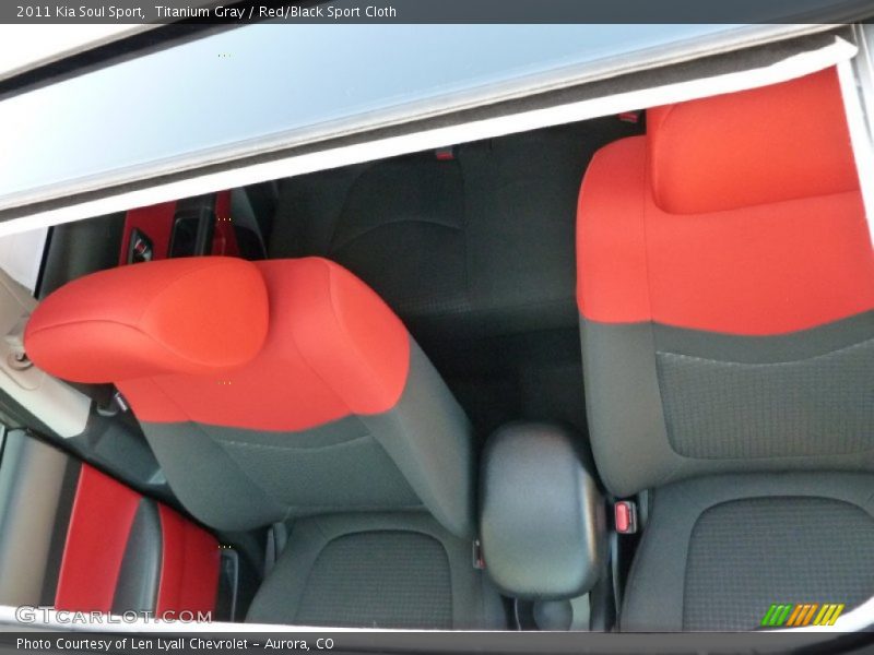 Titanium Gray / Red/Black Sport Cloth 2011 Kia Soul Sport