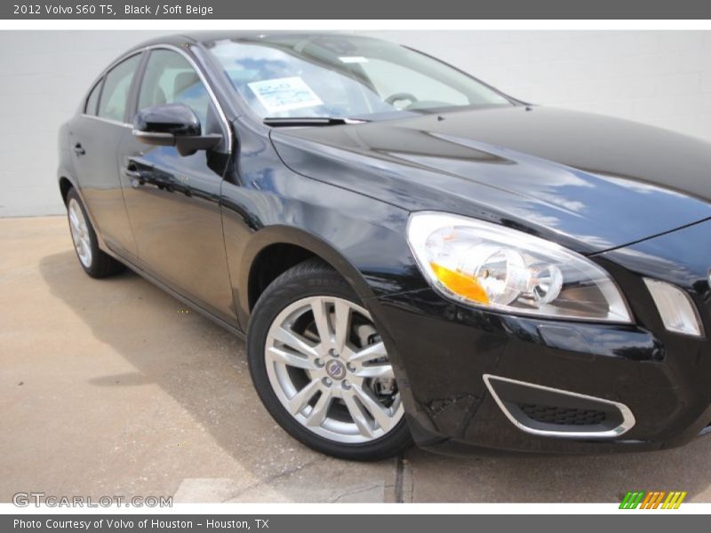 Black / Soft Beige 2012 Volvo S60 T5