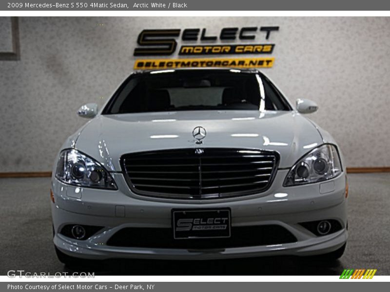 Arctic White / Black 2009 Mercedes-Benz S 550 4Matic Sedan