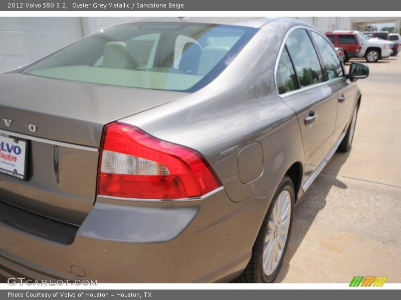 Oyster Grey Metallic / Sandstone Beige 2012 Volvo S80 3.2