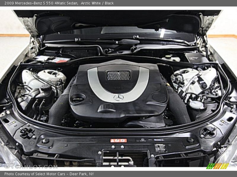 Arctic White / Black 2009 Mercedes-Benz S 550 4Matic Sedan