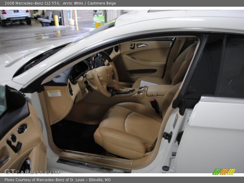 Arctic White / Cashmere Beige 2008 Mercedes-Benz CLS 550