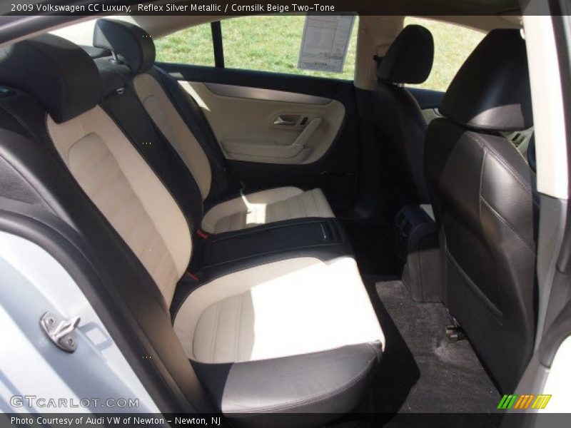 Reflex Silver Metallic / Cornsilk Beige Two-Tone 2009 Volkswagen CC Luxury