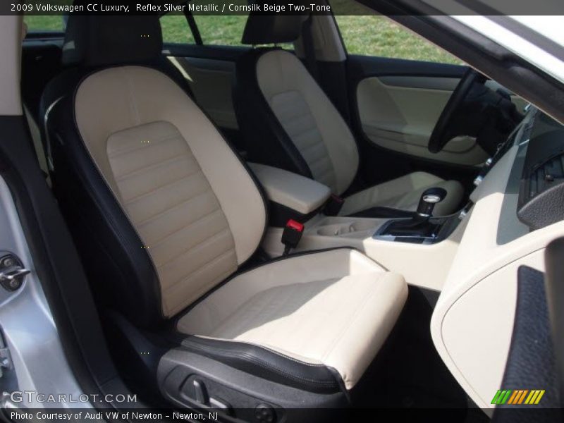 Reflex Silver Metallic / Cornsilk Beige Two-Tone 2009 Volkswagen CC Luxury