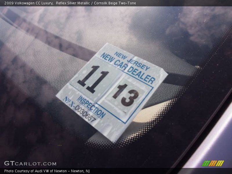 Reflex Silver Metallic / Cornsilk Beige Two-Tone 2009 Volkswagen CC Luxury