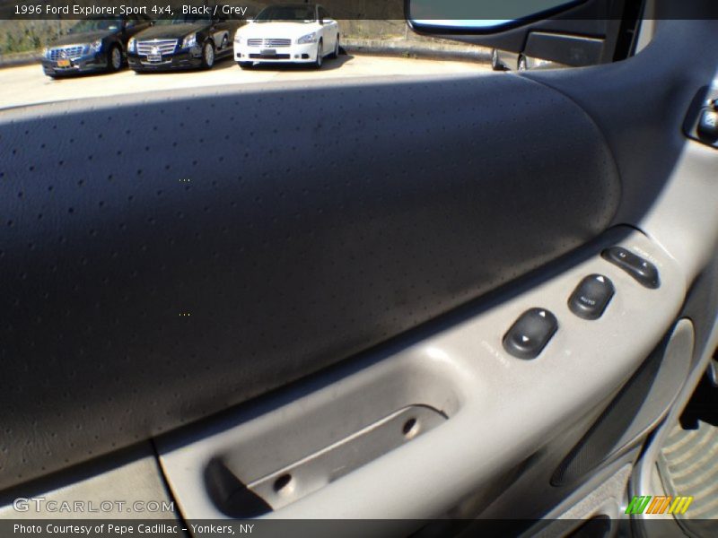 Black / Grey 1996 Ford Explorer Sport 4x4