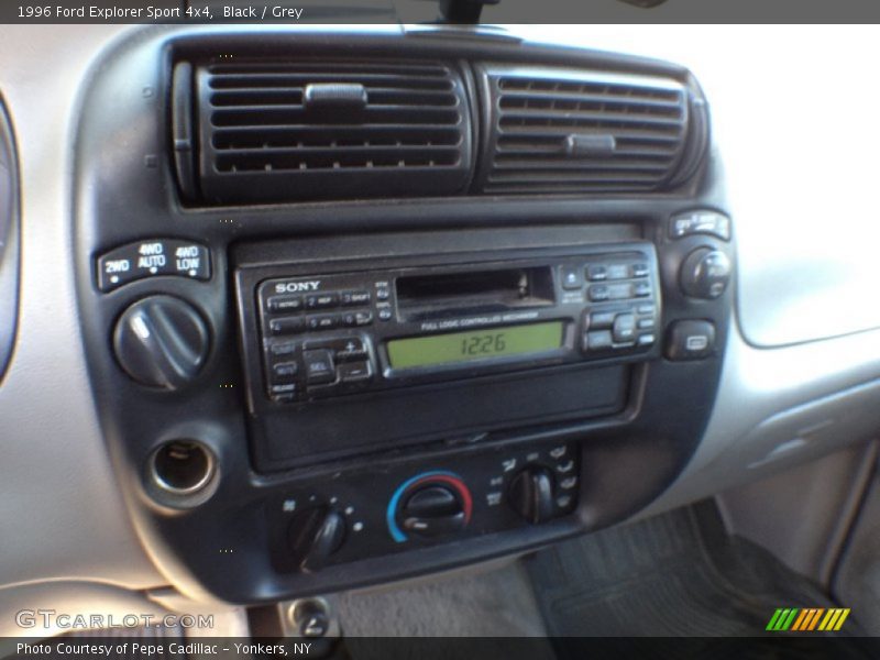 Black / Grey 1996 Ford Explorer Sport 4x4