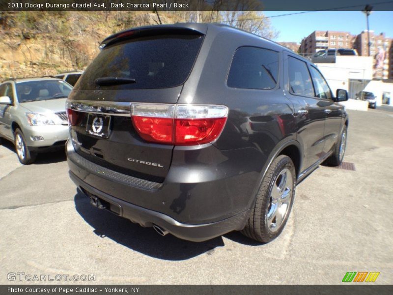 Dark Charcoal Pearl / Black 2011 Dodge Durango Citadel 4x4