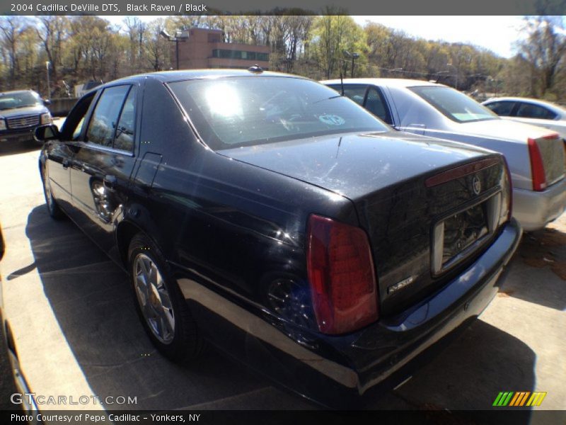 Black Raven / Black 2004 Cadillac DeVille DTS