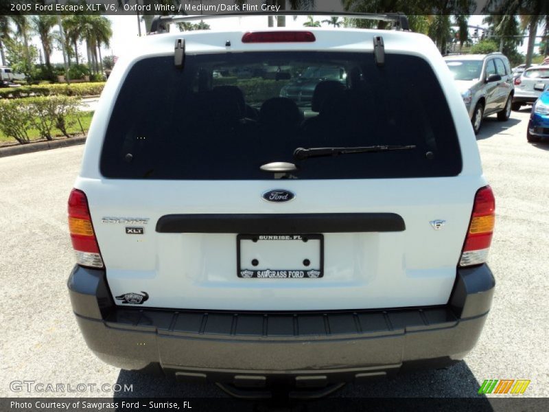 Oxford White / Medium/Dark Flint Grey 2005 Ford Escape XLT V6