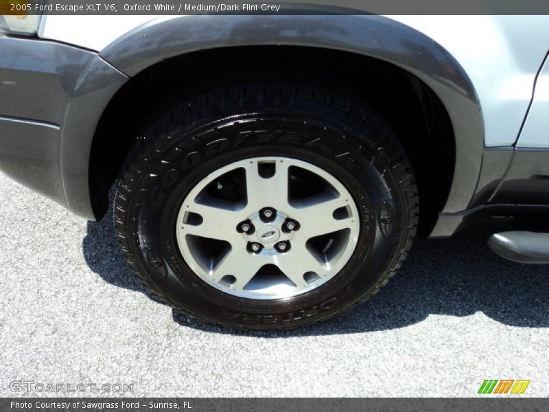 Oxford White / Medium/Dark Flint Grey 2005 Ford Escape XLT V6