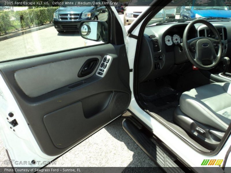 Oxford White / Medium/Dark Flint Grey 2005 Ford Escape XLT V6