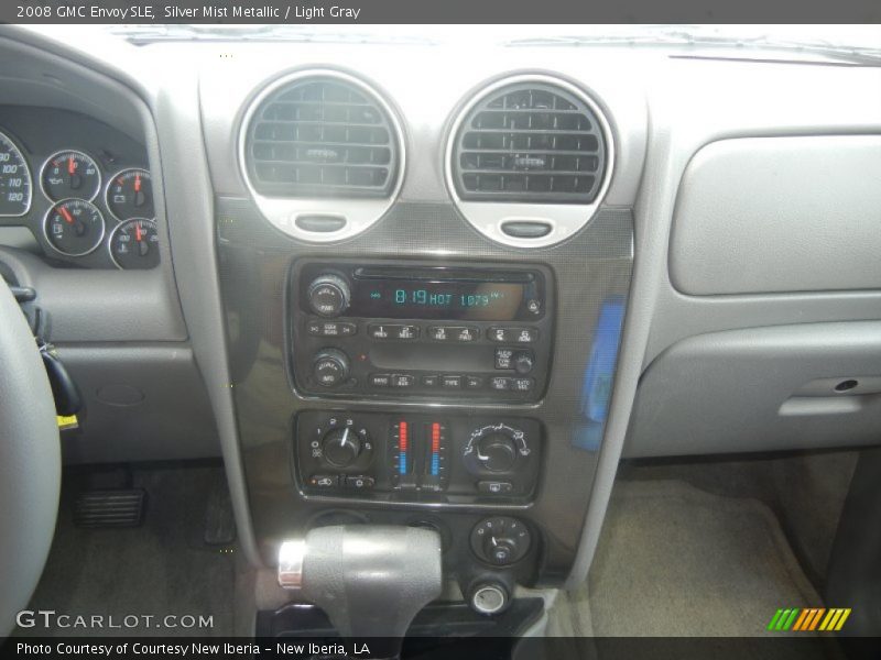 Silver Mist Metallic / Light Gray 2008 GMC Envoy SLE