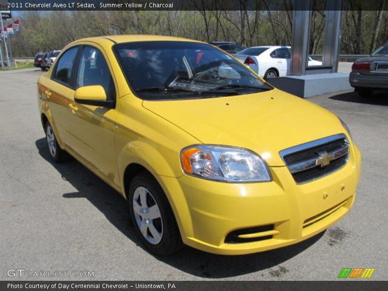 Front 3/4 View of 2011 Aveo LT Sedan
