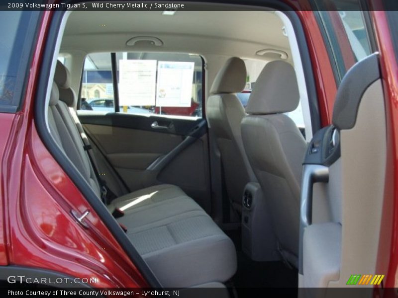 Wild Cherry Metallic / Sandstone 2009 Volkswagen Tiguan S