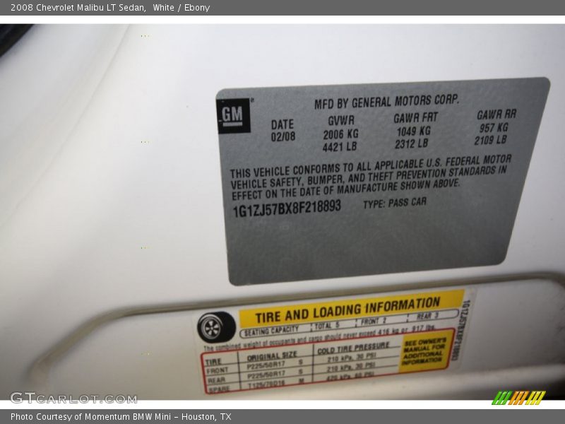 White / Ebony 2008 Chevrolet Malibu LT Sedan