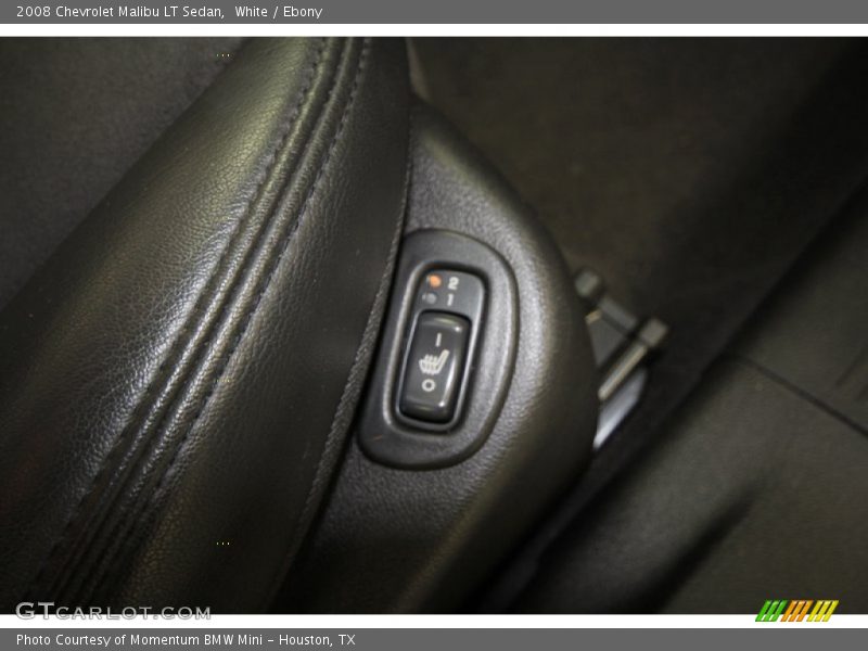 White / Ebony 2008 Chevrolet Malibu LT Sedan