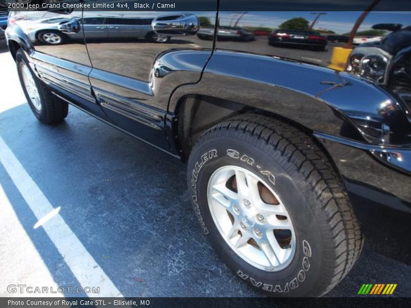 Black / Camel 2000 Jeep Grand Cherokee Limited 4x4