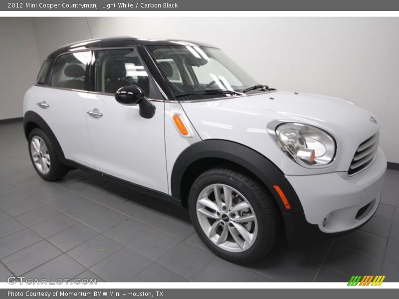 Light White / Carbon Black 2012 Mini Cooper Countryman