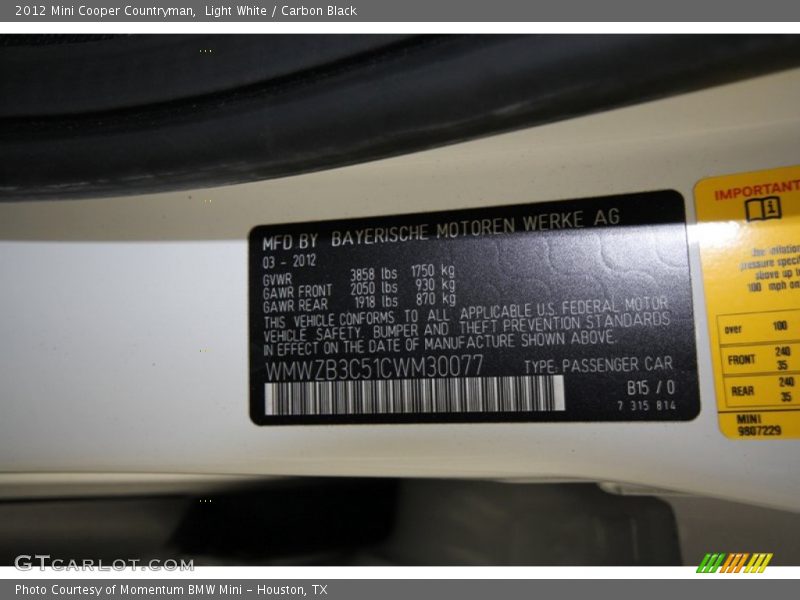 Light White / Carbon Black 2012 Mini Cooper Countryman