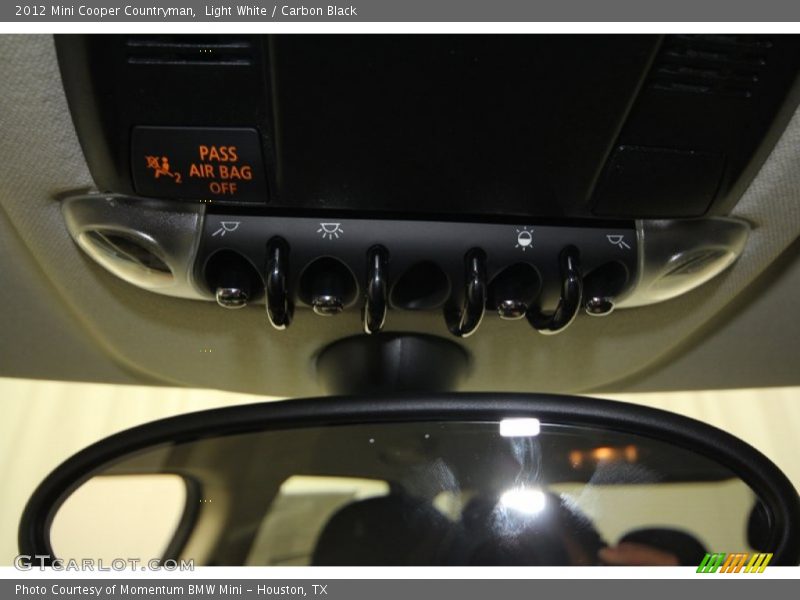 Light White / Carbon Black 2012 Mini Cooper Countryman