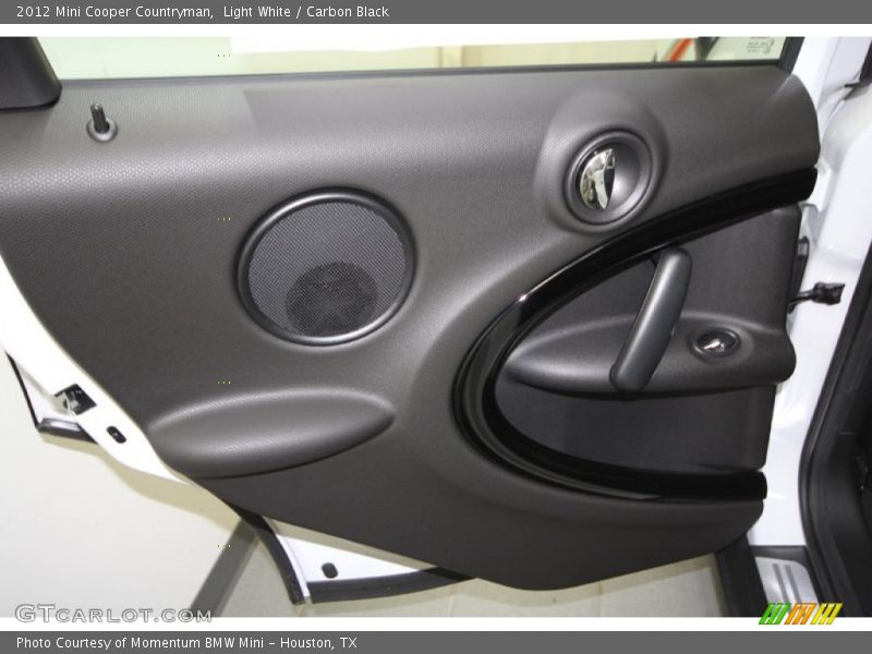 Light White / Carbon Black 2012 Mini Cooper Countryman