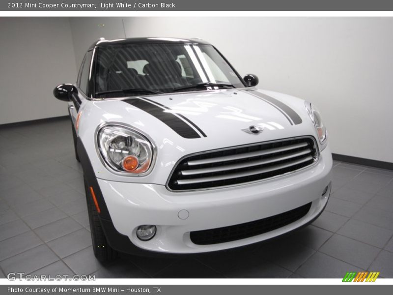 Light White / Carbon Black 2012 Mini Cooper Countryman