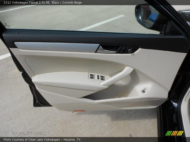 Black / Cornsilk Beige 2012 Volkswagen Passat 2.5L SE