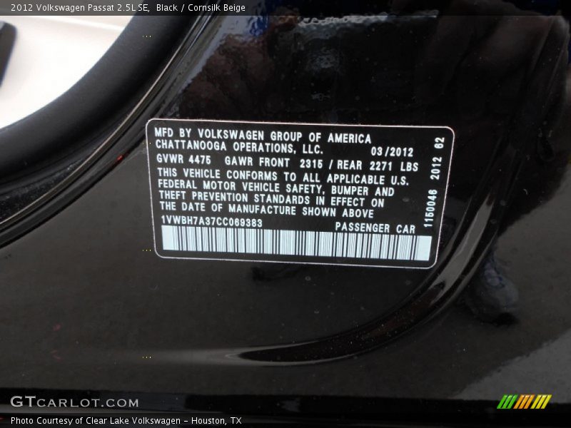 Black / Cornsilk Beige 2012 Volkswagen Passat 2.5L SE