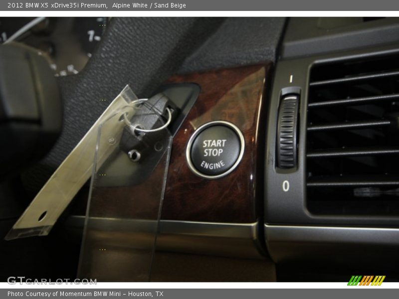 Alpine White / Sand Beige 2012 BMW X5 xDrive35i Premium