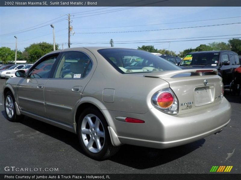 Sunlit Sand Metallic / Blond 2002 Nissan Maxima SE