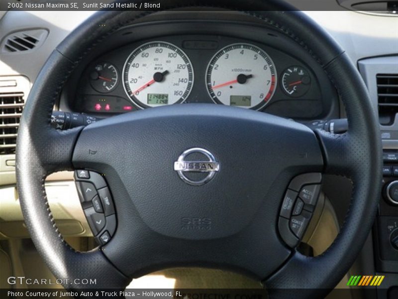 Sunlit Sand Metallic / Blond 2002 Nissan Maxima SE