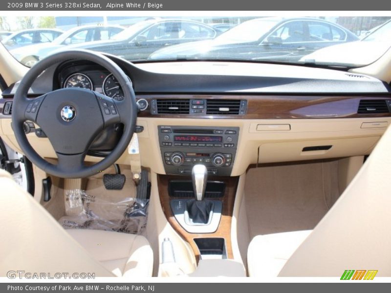 Alpine White / Beige 2009 BMW 3 Series 328xi Sedan