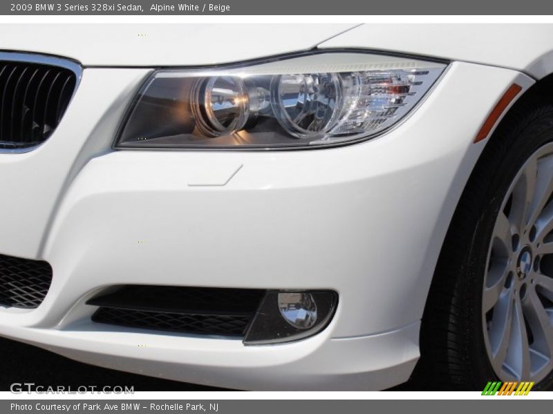 Alpine White / Beige 2009 BMW 3 Series 328xi Sedan