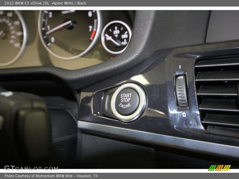Alpine White / Black 2012 BMW X3 xDrive 28i