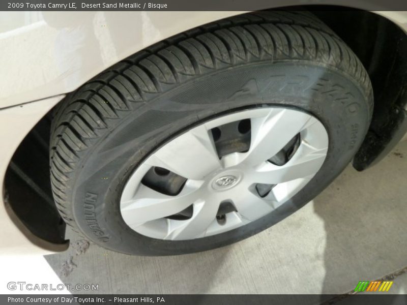Desert Sand Metallic / Bisque 2009 Toyota Camry LE