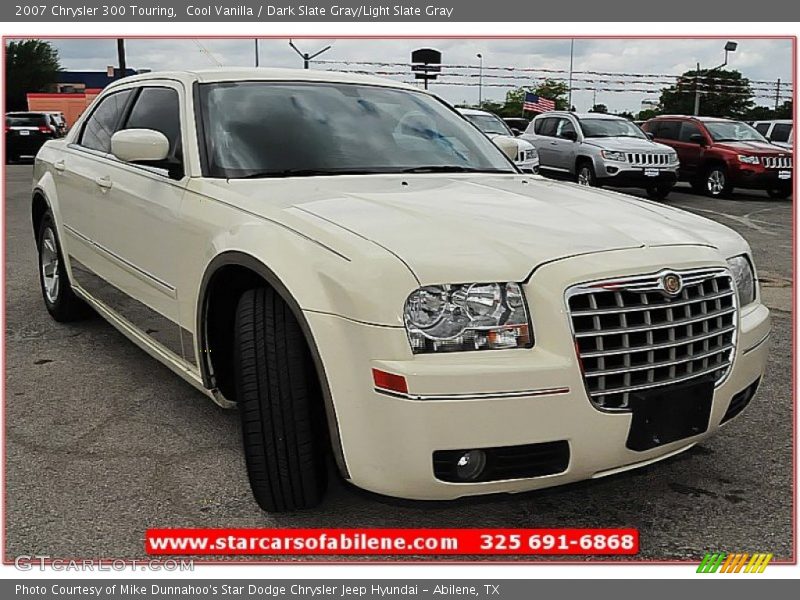 Cool Vanilla / Dark Slate Gray/Light Slate Gray 2007 Chrysler 300 Touring