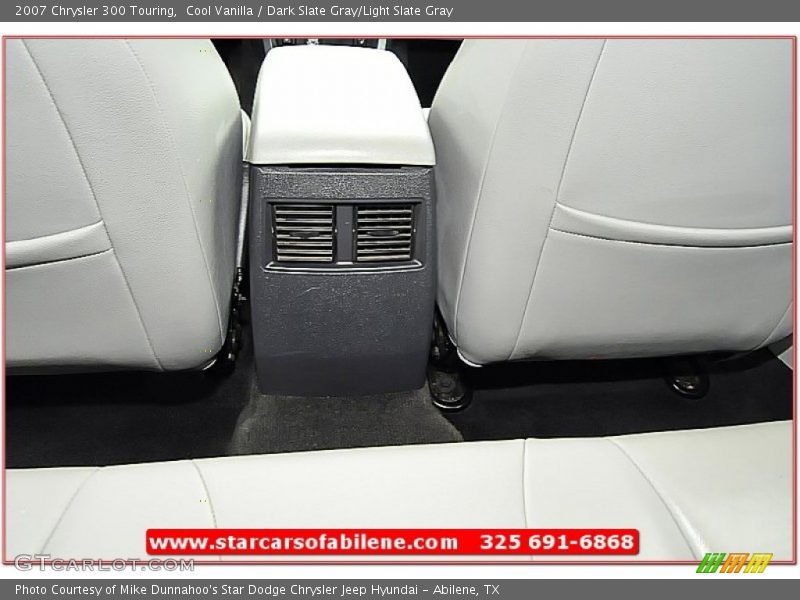 Cool Vanilla / Dark Slate Gray/Light Slate Gray 2007 Chrysler 300 Touring