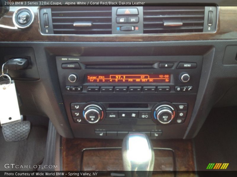 Alpine White / Coral Red/Black Dakota Leather 2009 BMW 3 Series 328xi Coupe