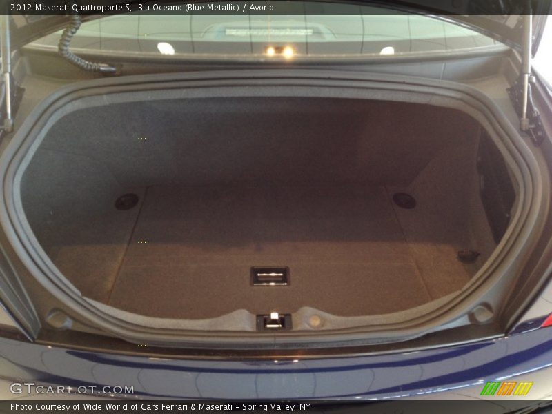  2012 Quattroporte S Trunk