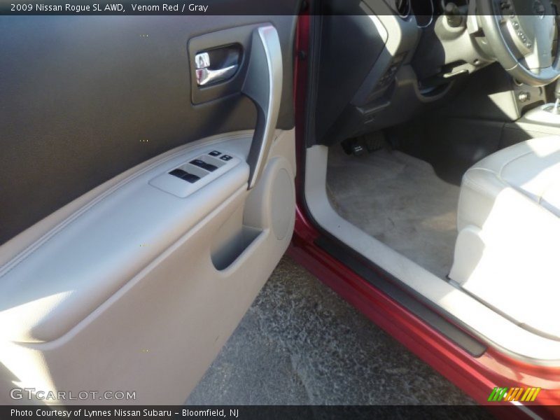 Venom Red / Gray 2009 Nissan Rogue SL AWD