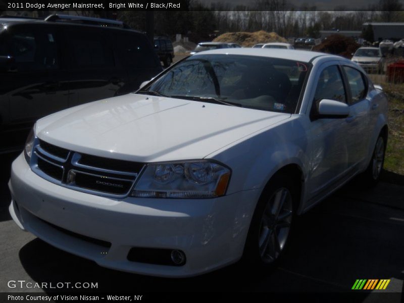 Bright White / Black/Red 2011 Dodge Avenger Mainstreet