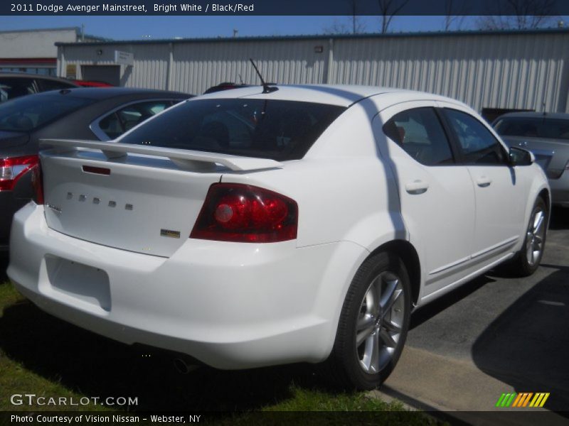 Bright White / Black/Red 2011 Dodge Avenger Mainstreet