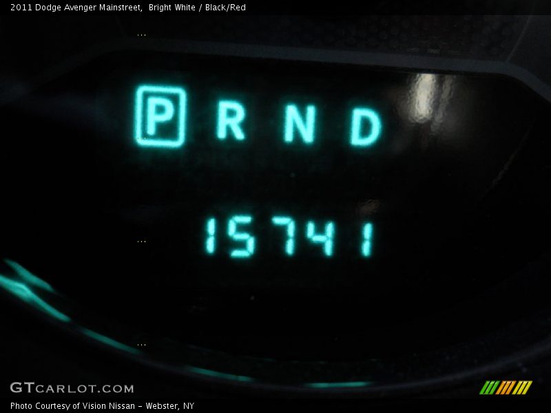 Bright White / Black/Red 2011 Dodge Avenger Mainstreet