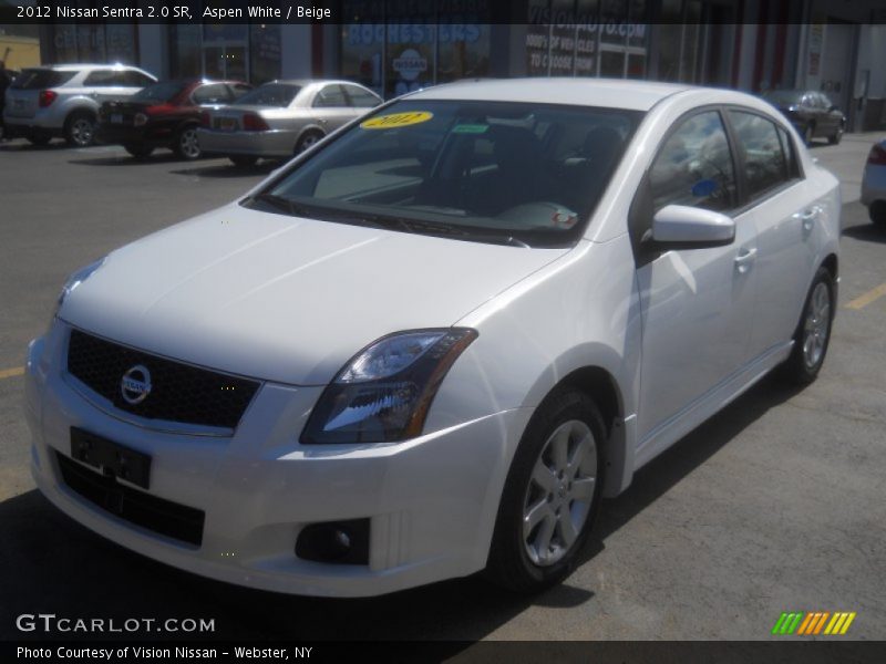 Aspen White / Beige 2012 Nissan Sentra 2.0 SR