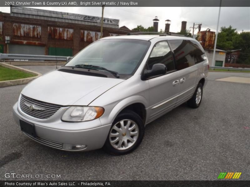 Bright Silver Metallic / Navy Blue 2002 Chrysler Town & Country LXi AWD