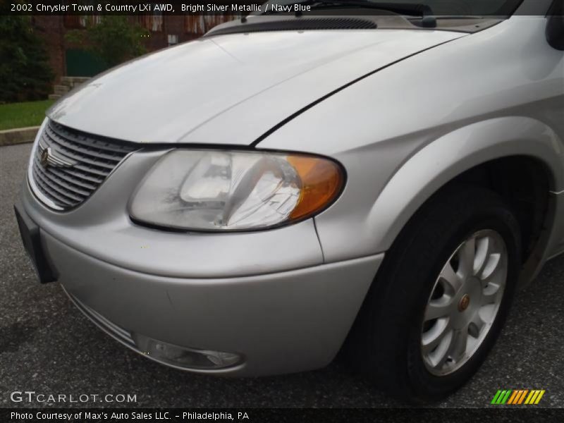 Bright Silver Metallic / Navy Blue 2002 Chrysler Town & Country LXi AWD