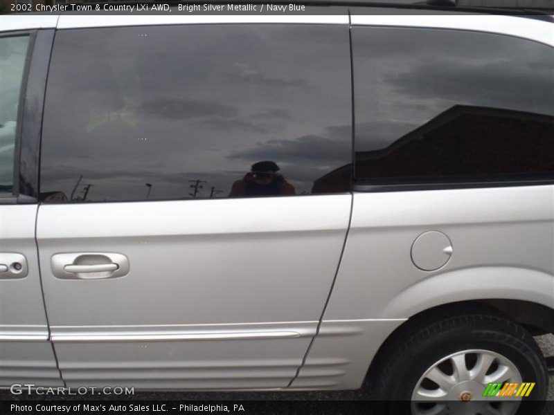Bright Silver Metallic / Navy Blue 2002 Chrysler Town & Country LXi AWD