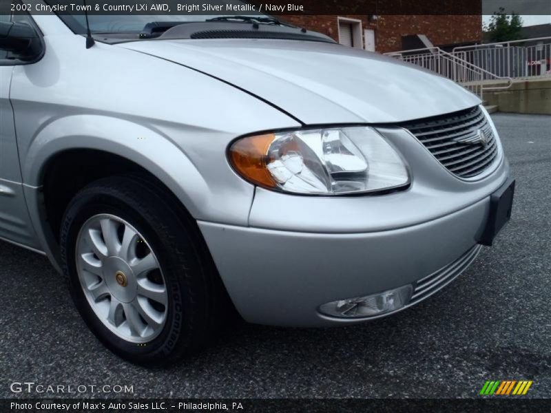 Bright Silver Metallic / Navy Blue 2002 Chrysler Town & Country LXi AWD