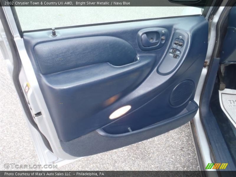 Door Panel of 2002 Town & Country LXi AWD